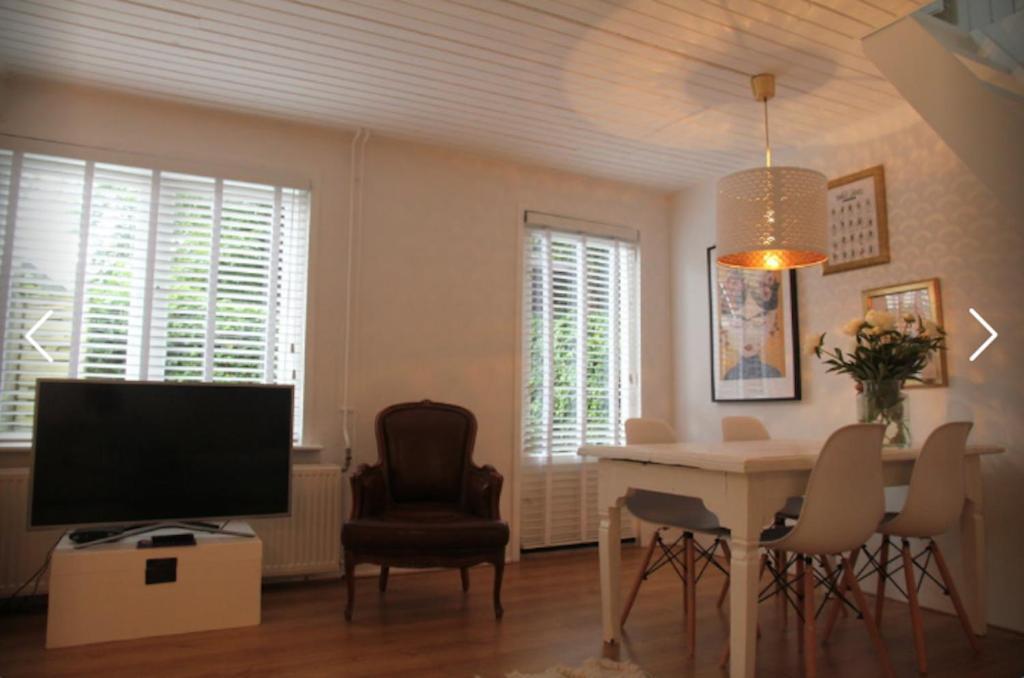 Mary'S Zomerhuis Vila Bergen Exterior foto